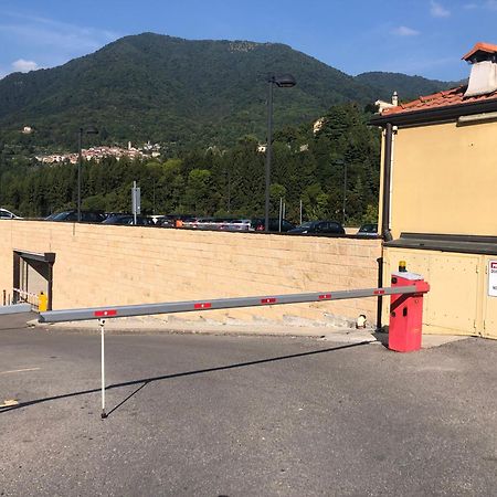 B&B Villa Le Ortensie Faggeto Lario Exterior photo
